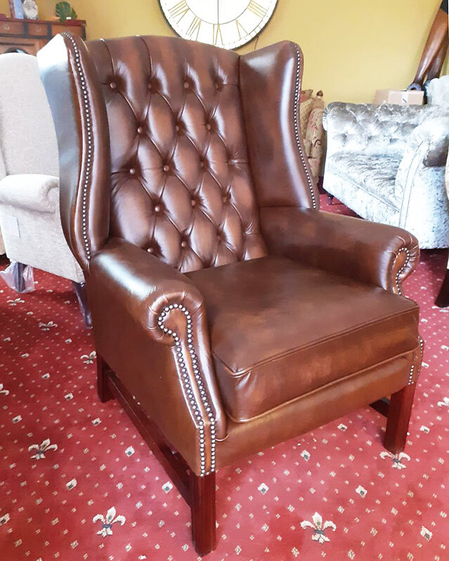 KOZENY-USAK-CHESTERFIELD.jpg